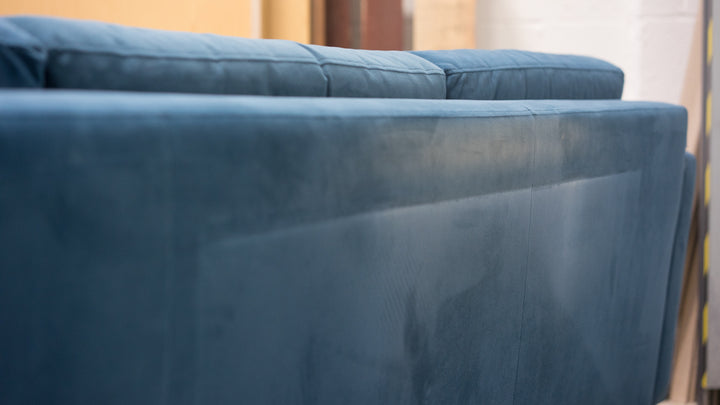 Model 01 Sofa, Teal, Loop 3