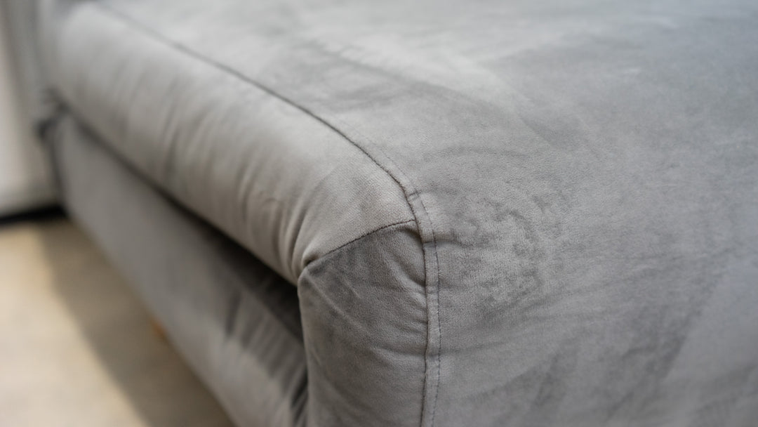 Grey armchair bed, Loop 2