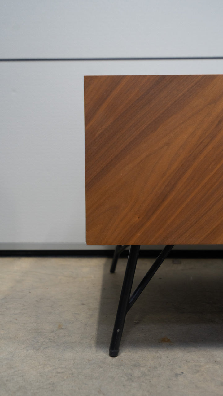 Crown Storage Unit, Loop 3